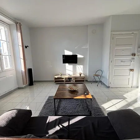 Proche De La Gare Et Du Centre Apartment